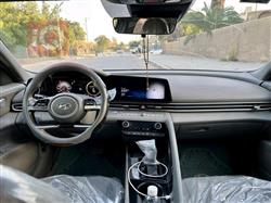 هیۆندای ئەلەنترا